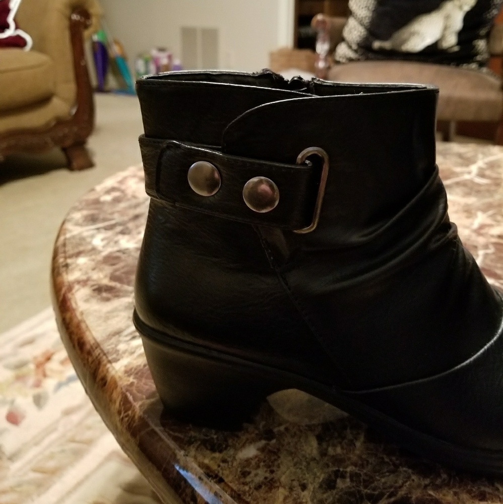 Booties - Picture 3 of 8
